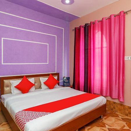 Hotel Collection O Raj Mahal Hisār Esterno foto