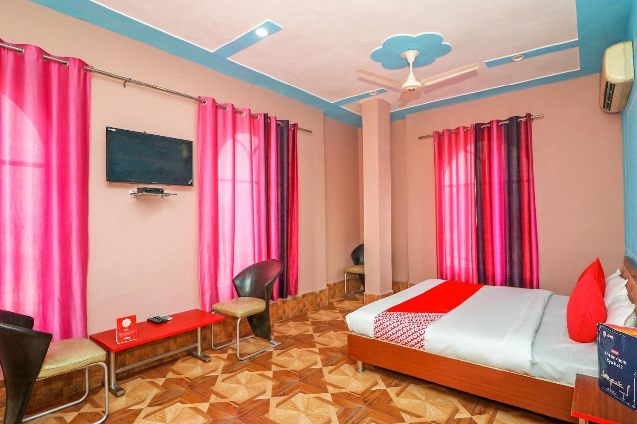 Hotel Collection O Raj Mahal Hisār Esterno foto